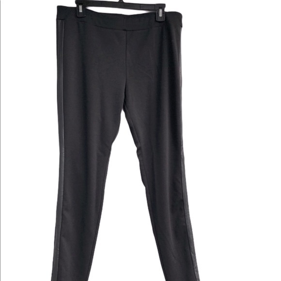 Black size large piped faux leather riding pants - Picture 1 of 6